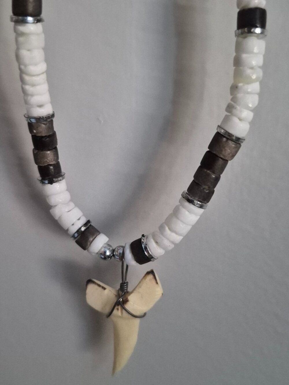 UNISEX AUTHENTIC SHARK TOOTH NECKLACE